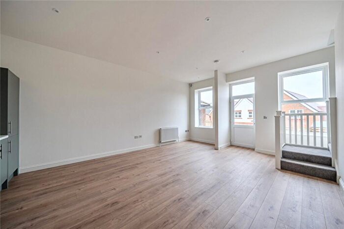 1 Bedroom Apartment For Sale In Connaught Road, Brookwood, Woking, GU24