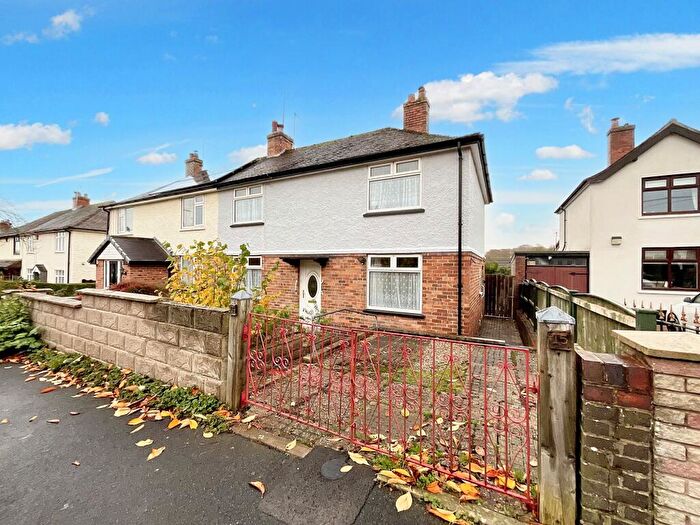 3 Bedroom Semi Detached House For Sale In Whitfield Avenue, Newcastle, ST5