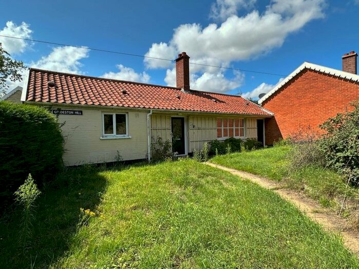 2 Bedroom Bungalow For Sale In Geldeston Hill, Geldeston, Beccles, Norfolk, NR34