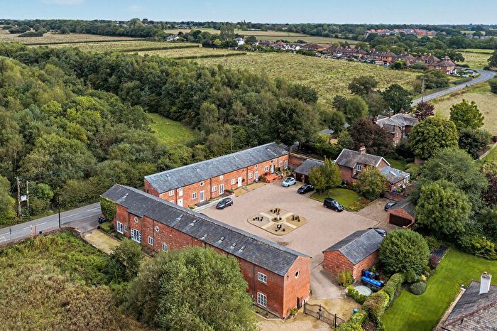 2 Bedroom Barn Conversion For Sale In Lumb Brook Road, Appleton, WA4