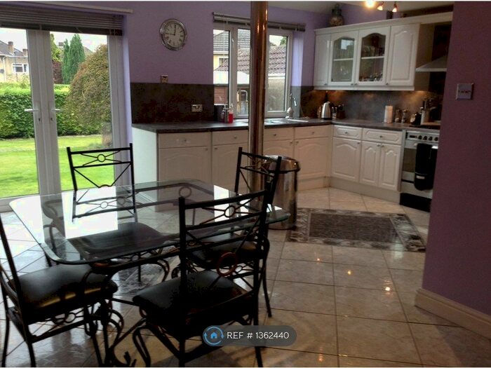 3 Bedroom Semi-Detached House To Rent In Oakdale Road, Downend, Bristol, BS16