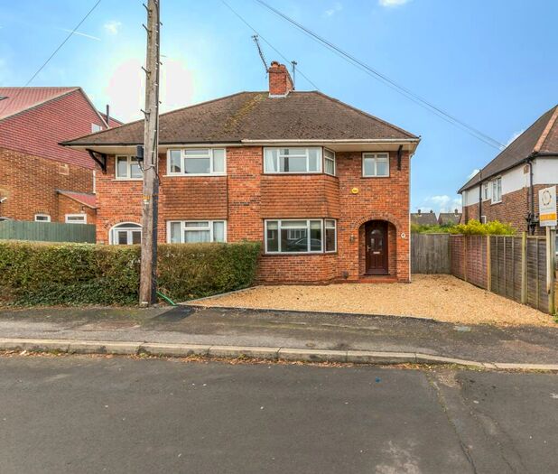 3 Bedroom Semi-Detached House To Rent In Hillview Crescent, Guildford, GU2