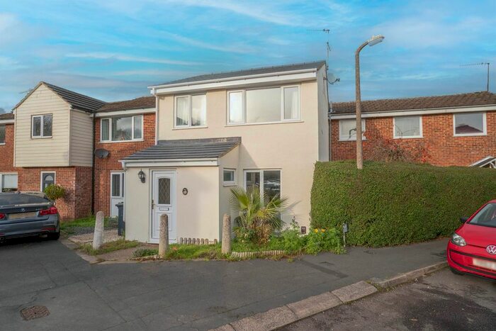 3 Bedroom Semi-Detached House To Rent In Winstanley Road, Saffron Walden, Essex, CB11