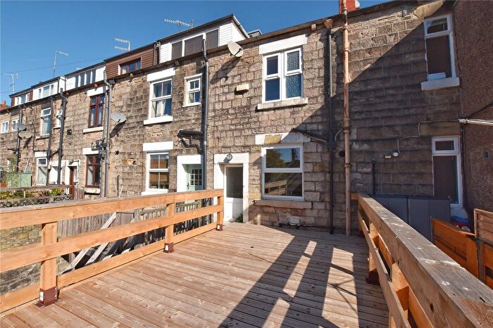 2 Bedroom Terraced House For Sale In New Street, Broadbottom, Hyde, Greater Manchester, SK14