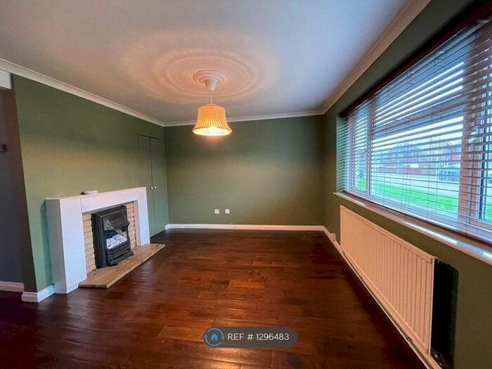 2 Bedroom Terraced House To Rent In Ashridge Road, Wokingham RG40