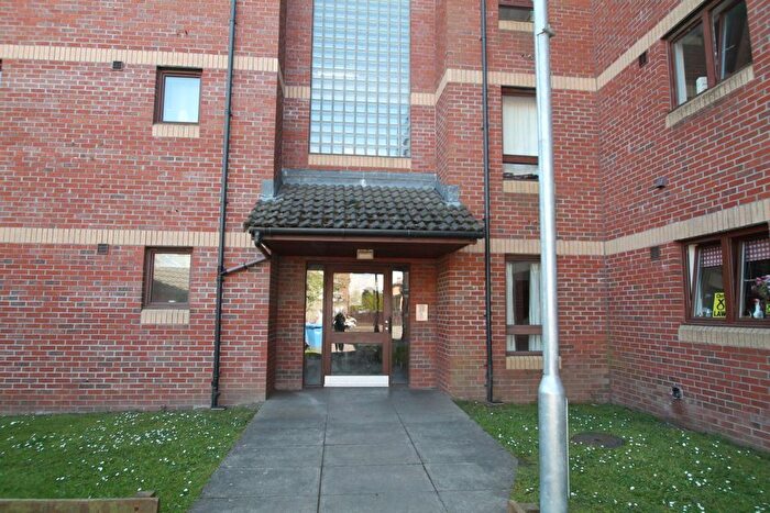 1 Bedroom Flat To Rent In Rockwell Place, Dundee, DD3