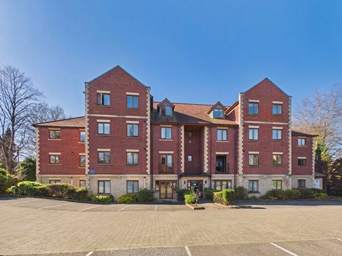 1 Bedroom Apartment For Sale In Villiers Road, Woodthorpe, Nottingham, NG5