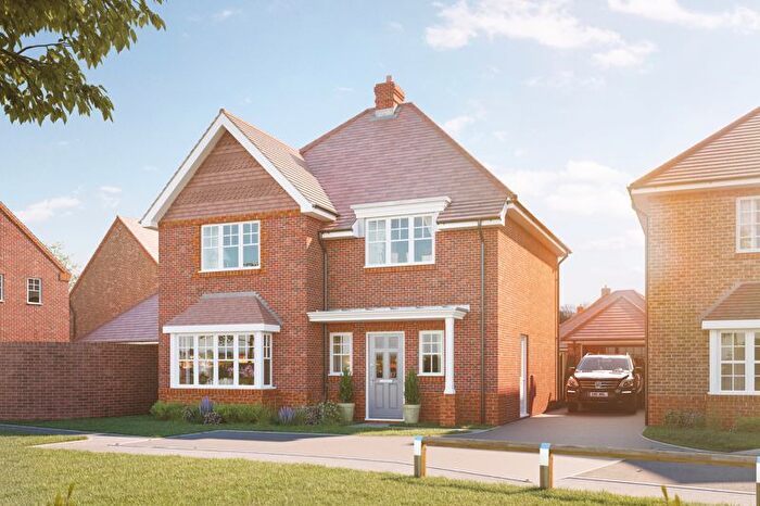 4 Bedroom Detached House For Sale In Furnace Drive, Alfold, Cranleigh, GU6