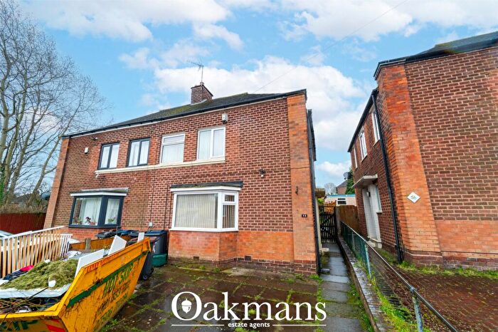3 Bedroom Semi Detached House For Sale In Firsby Road, Quinton, Birmingham, West Midlands, B32