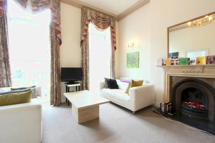 1 Bedroom Flat To Rent In York Street, Marylebone, London, W1U