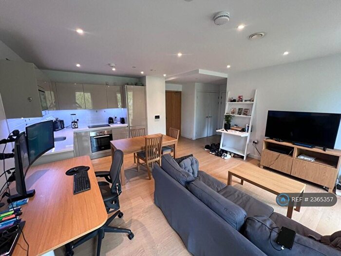 1 Bedroom Flat To Rent In Siddal Apartments, London, SE17