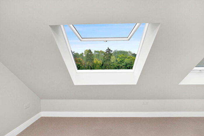 4 Bedroom Town House To Rent In Fir Hollow Gardens, Kenley, CR8
