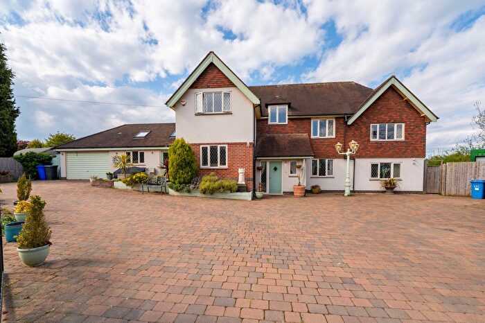 6 Bedroom Detached House For Sale In Church Lane, Morley, DE7