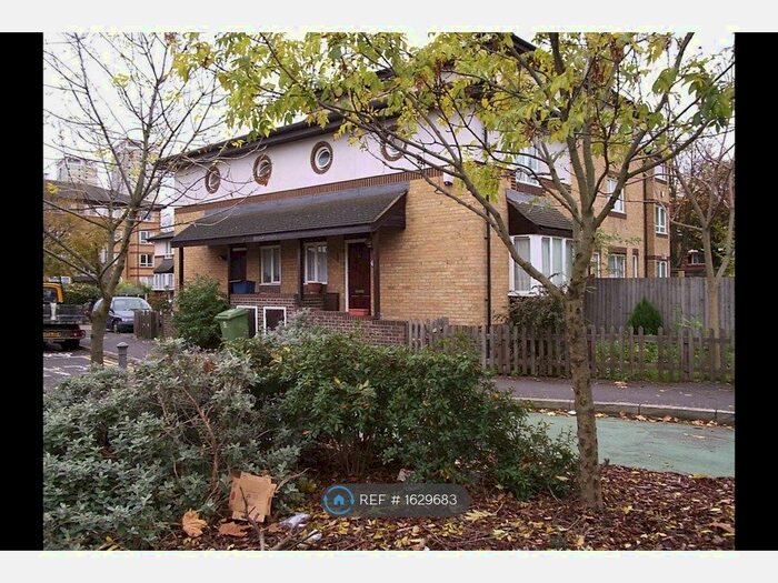 1 Bedroom End Of Terrace House To Rent In Oxley Close, London, SE1