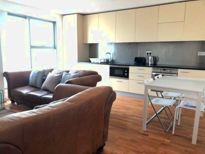 1 Bedroom Flat To Rent In Princes Dock, William Jessop Way, Liverpool, L3