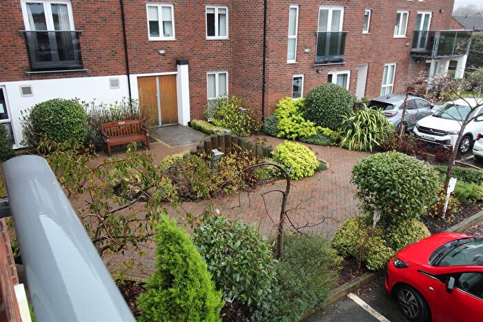 1 Bedroom Flat For Sale In Rockhaven Court, Chorley New Road, Horwich, Bolton, BL6