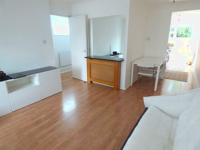 1 Bedroom Maisonette To Rent In Wardell Close, London, NW7