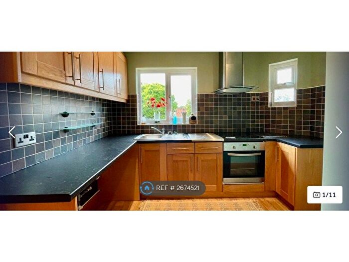 2 Bedroom Flat To Rent In Park Road, Melton Mowbray, LE13