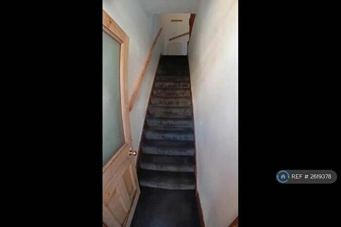3 Bedroom Flat To Rent In Westbourne, Gateshead, NE8