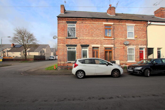 End Of Terrace House To Rent In Arthur Street, Netherfield, Nottingham, NG4