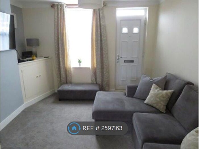 2 Bedroom Detached House To Rent In Cromwell Road, Newark, NG24