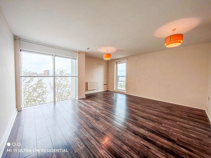 2 Bedroom Apartment To Rent In Granary Mansions, Erebus Drive, West Thamesmead, SE28