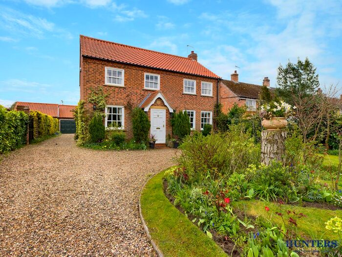 4 Bedroom Detached House For Sale In Priory Pastures, Everingham, East Riding Of Yorkshire, YO42