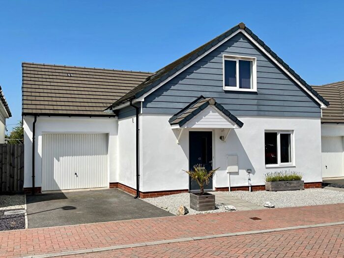 3 Bedroom Detached House For Sale In Shortlanesend, Truro, Cornwall, TR4