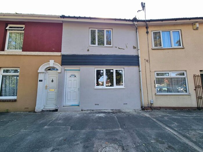 2 Bedroom Flat To Rent In Forton Road, Gosport, PO12