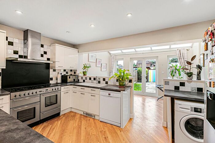 3 Bedroom Terraced House For Sale In Garrick Close, Staines-Upon-Thames, Surrey, TW18