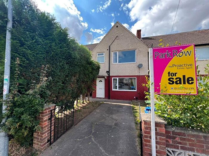 3 Bedroom End Of Terrace House For Sale In Westfield Square, Goole, DN14