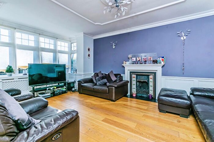 4 Bedroom Detached House For Sale In Chelsham Road, Warlingham, Surrey, CR6