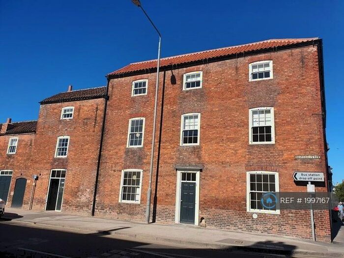 1 Bedroom Flat To Rent In Beardsalls Row, Retford, DN22