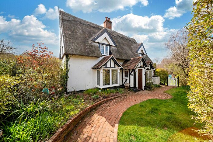 4 Bedroom Detached House To Rent In Stowupland Road, Stowmarket, IP14