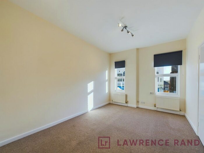 1 Bedroom Flat To Rent In Queens Road, Watford, WD17