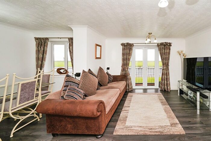2 Bedroom Flat For Sale In Dunlins Court, Wallasey, CH45