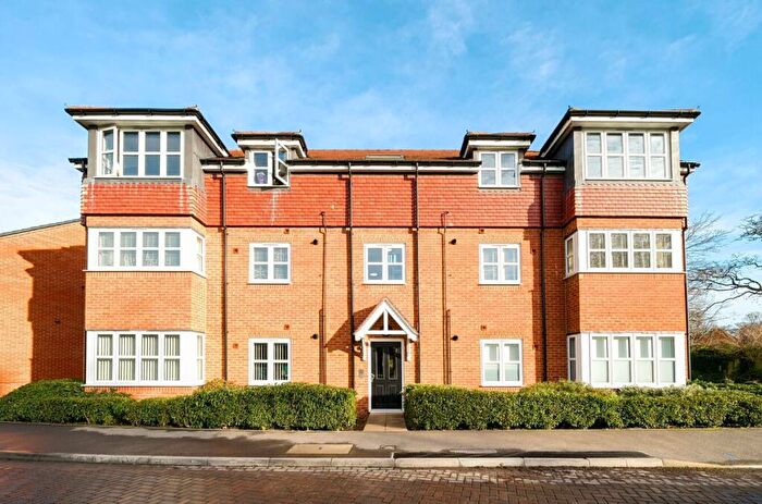 2 Bedroom Apartment To Rent In Waterside Lane, Sandhurst, GU47