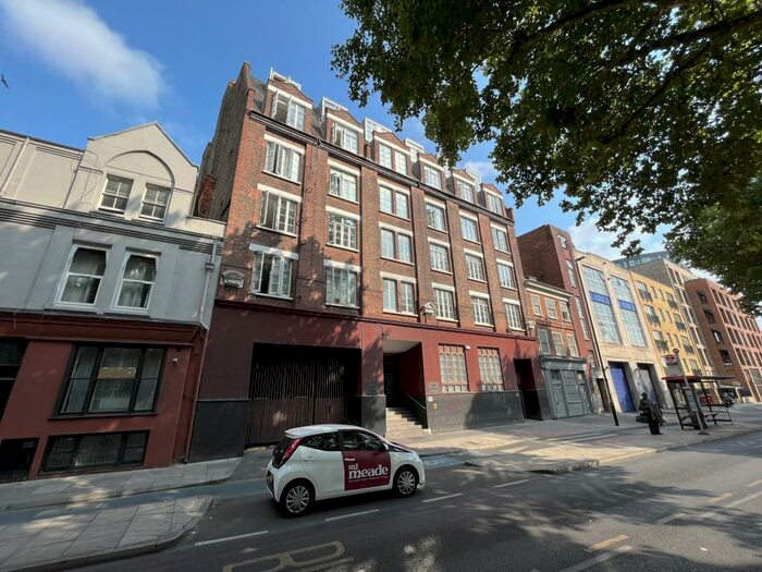 2 Bedroom Flat To Rent In Link House, Bow, E3