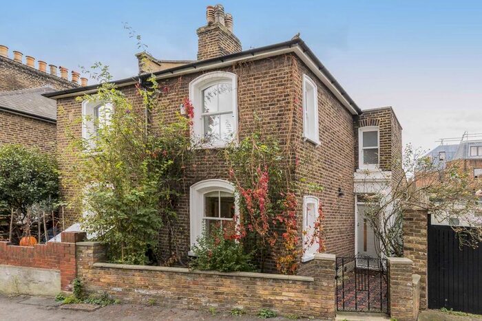 2 Bedroom Semi-Detached House To Rent In St. Peters Grove, London, W6