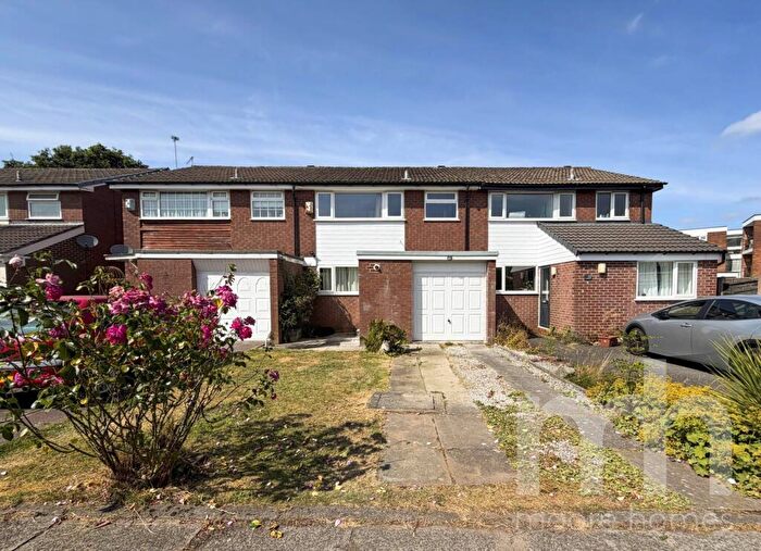 3 Bedroom Terraced House For Sale In Bodmin Drive, Bramhall, SK7