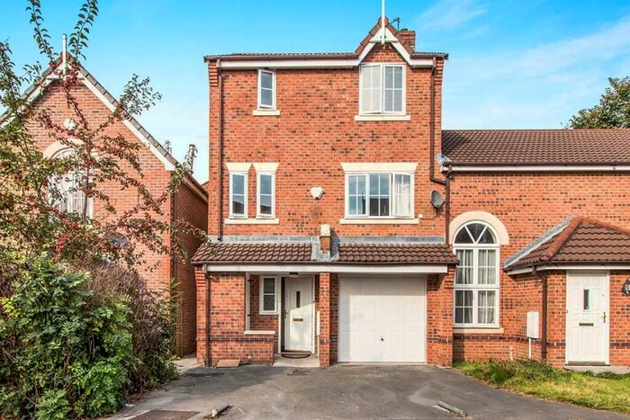 4 Bedroom Detached House To Rent In Chervil Close, Fallowfield, Manchester, M14