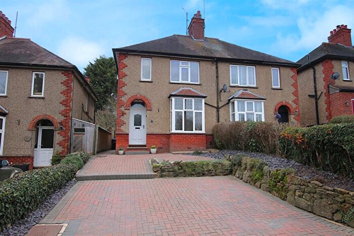 3 Bedroom Semi-Detached House For Sale In Watering Lane, Collingtree, NN4
