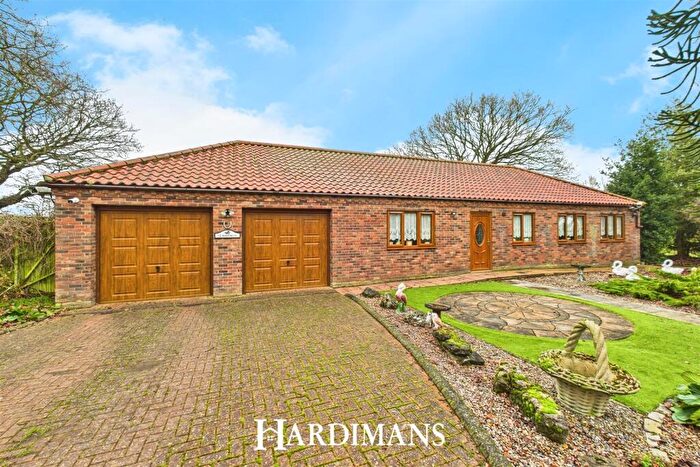 2 Bedroom Detached Bungalow For Sale In Yarmouth Road, Corton, Lowestoft, NR32