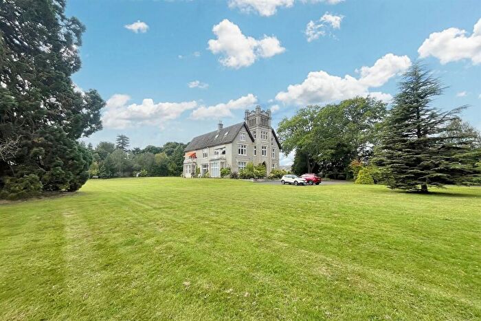 2 Bedroom Flat For Sale In Sandford, BH20