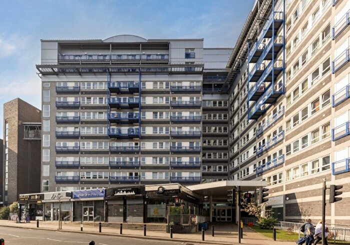 2 Bedroom Flat To Rent In Calderwood Street, London, SE18