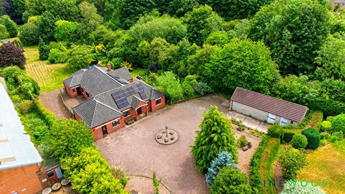 5 Bedroom Detached House For Sale In Station Road, Clowne, S43