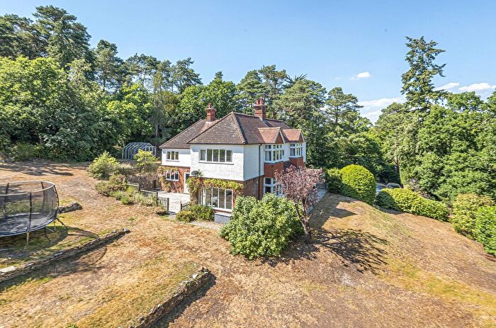 5 Bedroom Detached House For Sale In Frensham Road, Lower Bourne, Farnham, Surrey, GU10