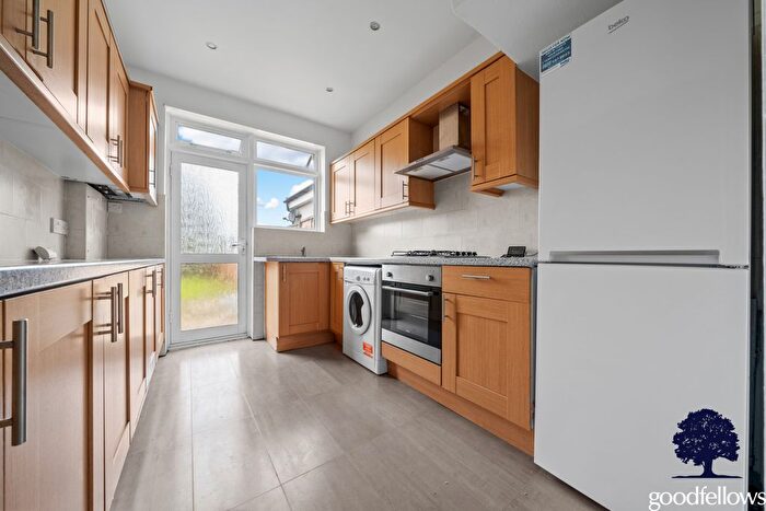 3 Bedroom Detached House To Rent In Martin Way, Raynes Park, London, SW20