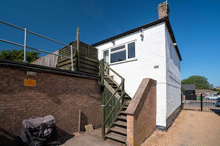 2 Bedroom Flat For Sale In High Street, Milton, CB24