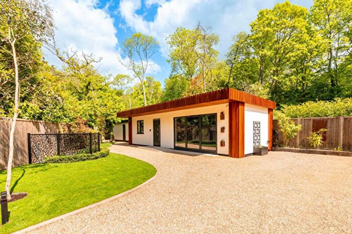 5 Bedroom Detached House For Sale In Dropmore Road, Dropmore, Burnham, SL1
